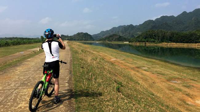 Full Day Ninh Binh Bike Tour and Boat Trip