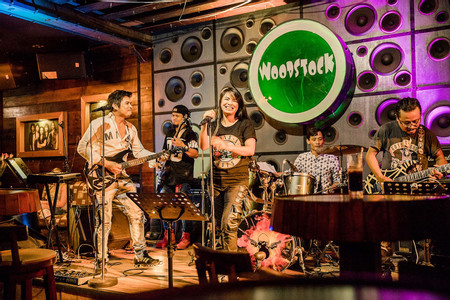 Saigon After Dark by Scooter / Nightlife, Beer, Music, Seafood