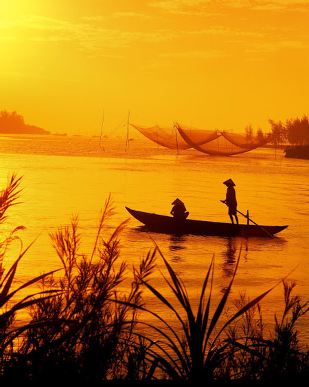 Romantic Dining - Sunset Boat Trip on Hoi An River photo 2