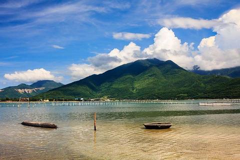 Hue to Hoi An scenic drive Vietnam