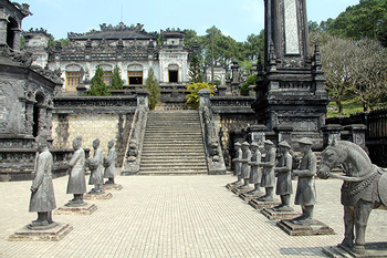 Hue Citadel and Royal Tombs Tour photo 5