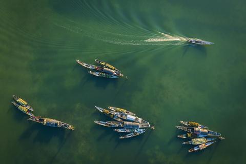 Chuon Lagoon Tour and Seafood Dinner Vietnam
