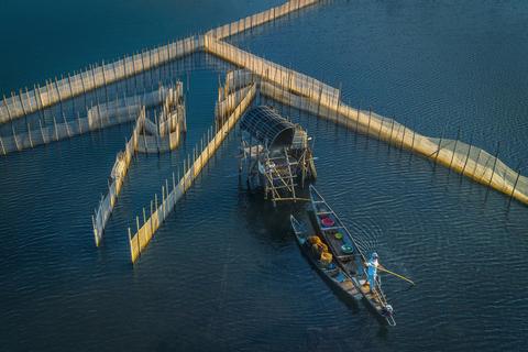 Chuon Lagoon Tour and Seafood Dinner Vietnam