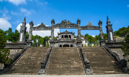 Hue Deluxe Group Tour