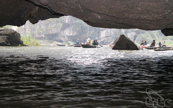 Ninh Binh Day Tour: Mua Cave / Panorama View - Boat Trip