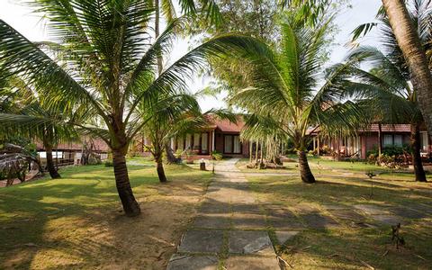 Thanh Kieu Beach Resort  Vietnam