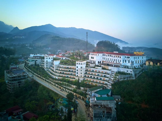 Silk Path Grand Resort and Spa Sapa photo