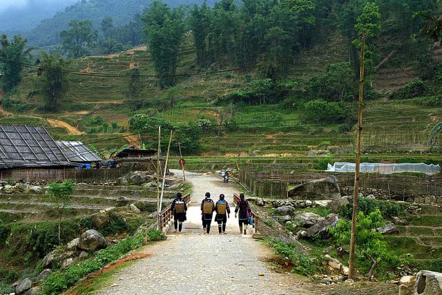 Experience Sapa 3 Days Tour by Train and Bus photo