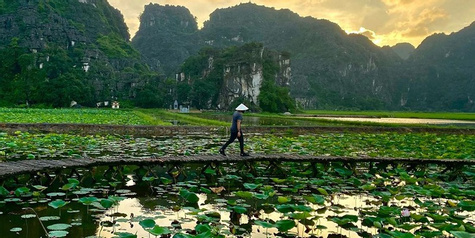 6 Vietnam Highlights plus Angkor Cambodia Angkor Archaeology