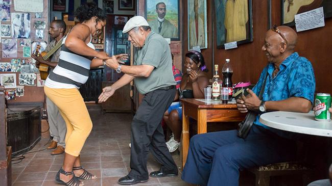 cubans%20dancing%20mambo