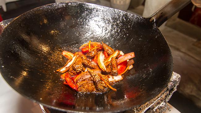 Lomo%20Saltado%20Cooking%20Wok