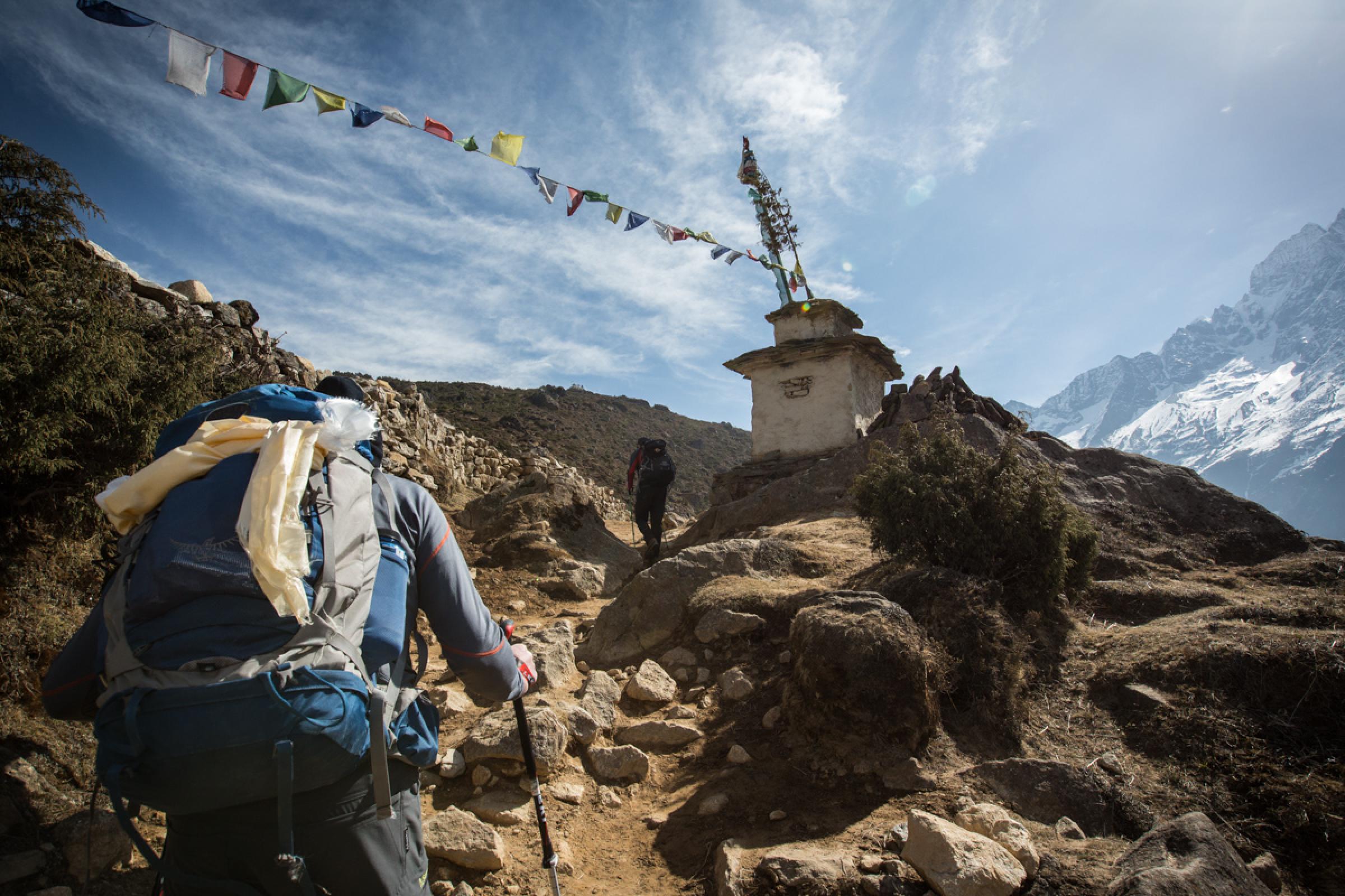 Trek to Kunde (12,470 ft/3,800m) approx. 3 hours