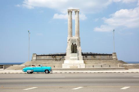 CUBA HISTORY VACATION