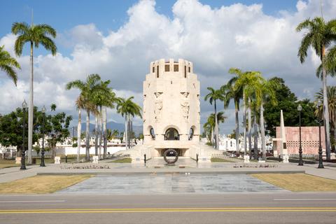 CUBA HISTORY VACATION