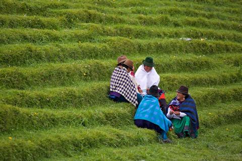 ECUADOR COMMUNITY VACATION